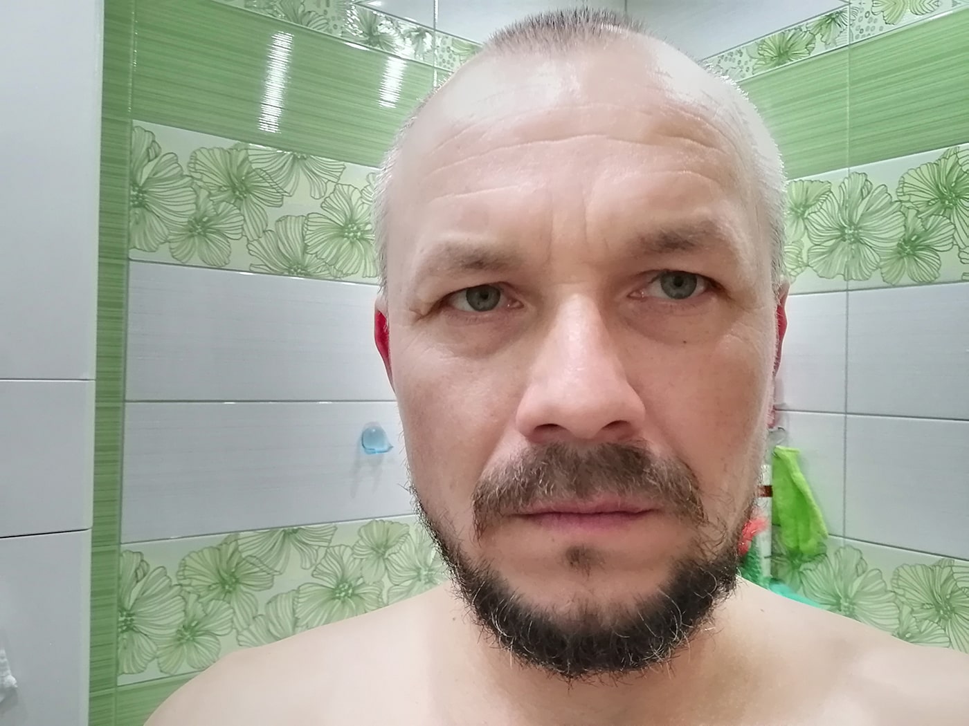 Знакомство. Фото. Нажмите, чтобы увеличить