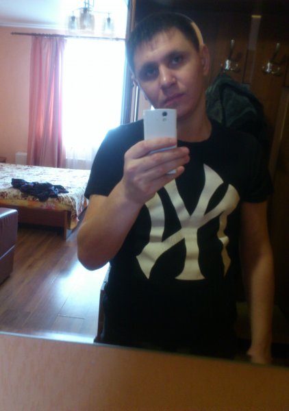 Знакомство. Фото. Нажмите, чтобы увеличить