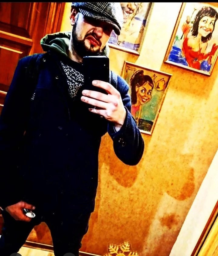 Знакомство. Фото. Нажмите, чтобы увеличить