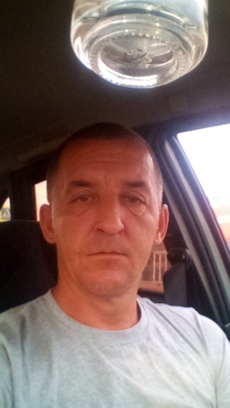 Знакомство. Фото. Нажмите, чтобы увеличить