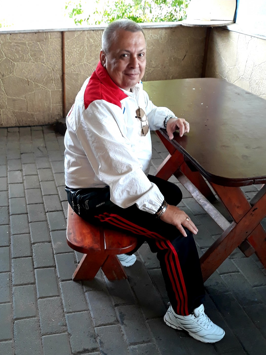 Знакомство. Фото. Нажмите, чтобы увеличить