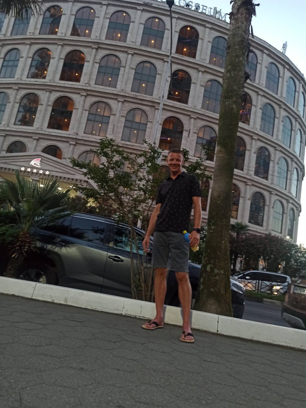 Фото девушка Олег