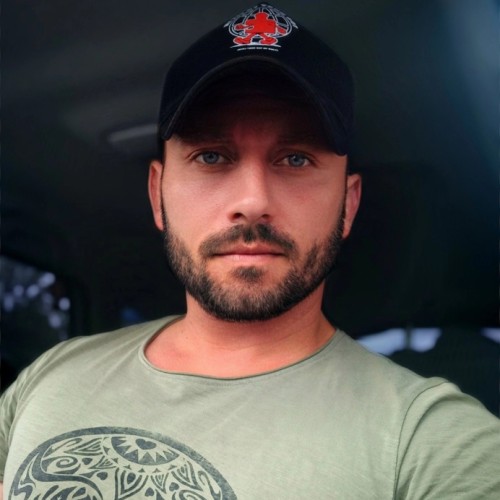 Знакомство. Фото. Нажмите, чтобы увеличить