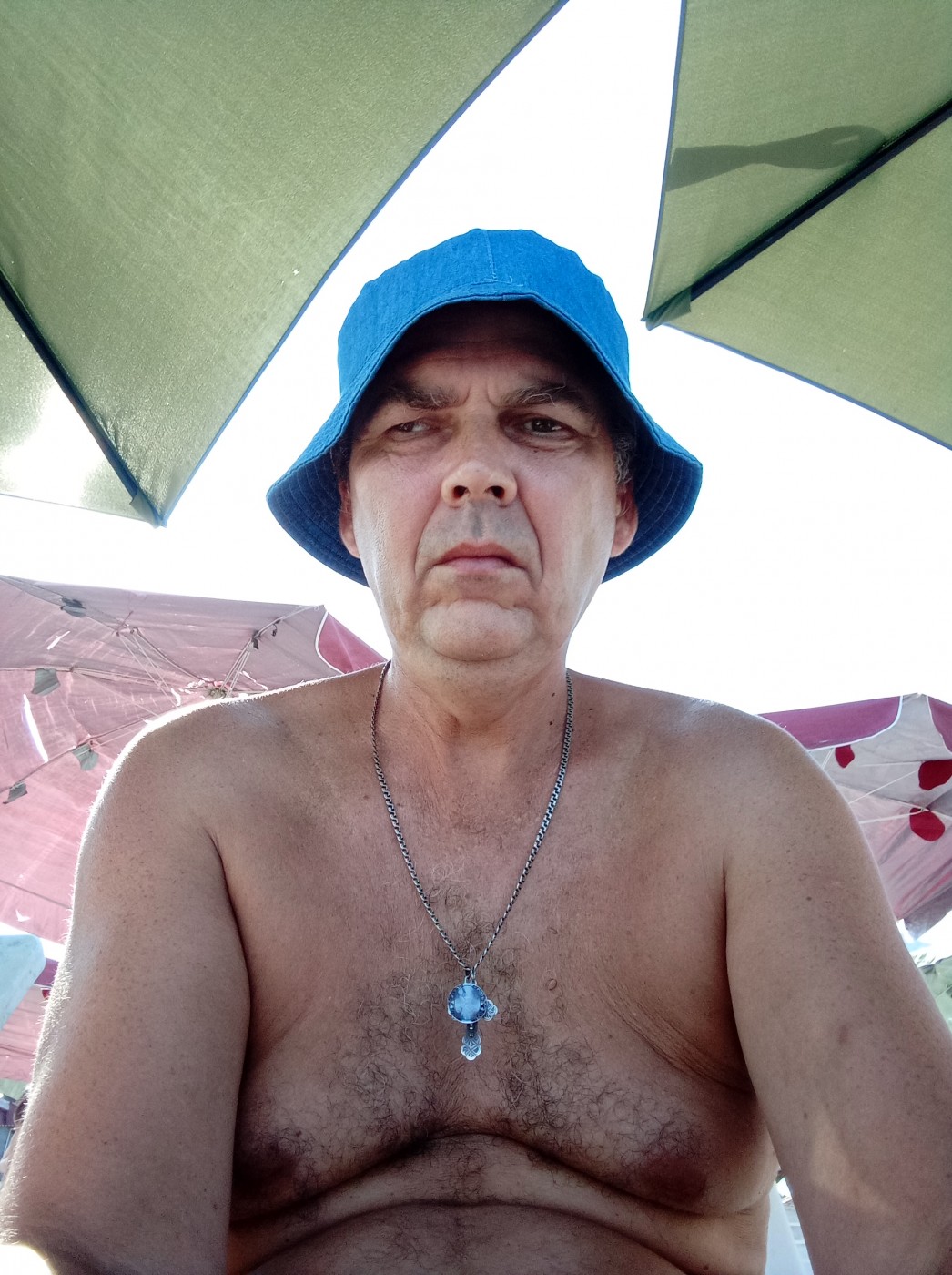 Знакомство. Фото. Нажмите, чтобы увеличить