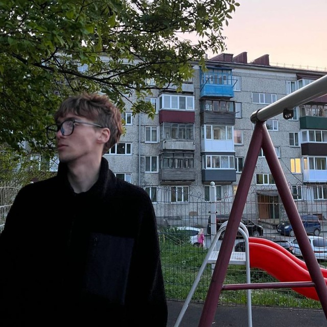 Фото девушка Арсений