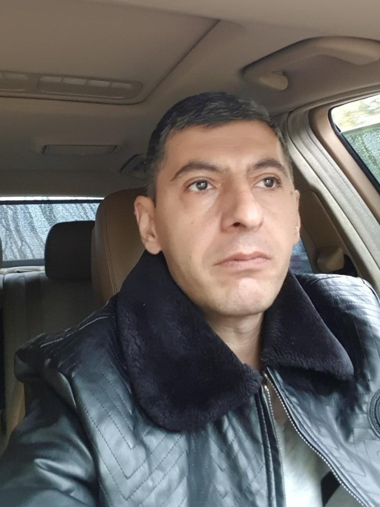 Знакомство. Фото. Нажмите, чтобы увеличить