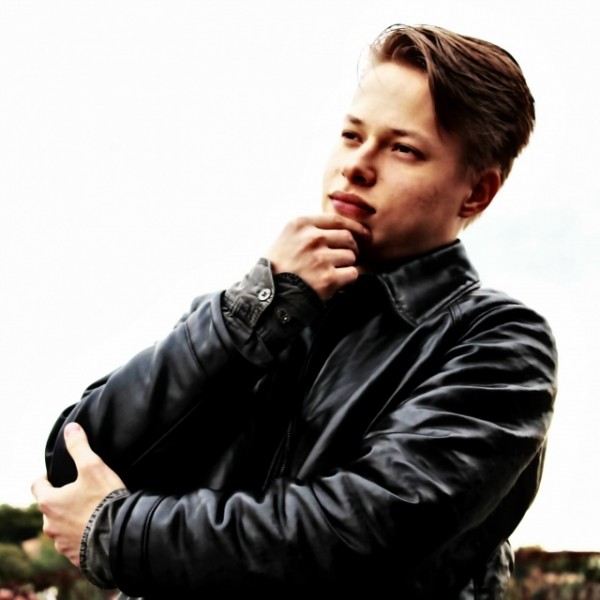 Знакомство. Фото. Нажмите, чтобы увеличить