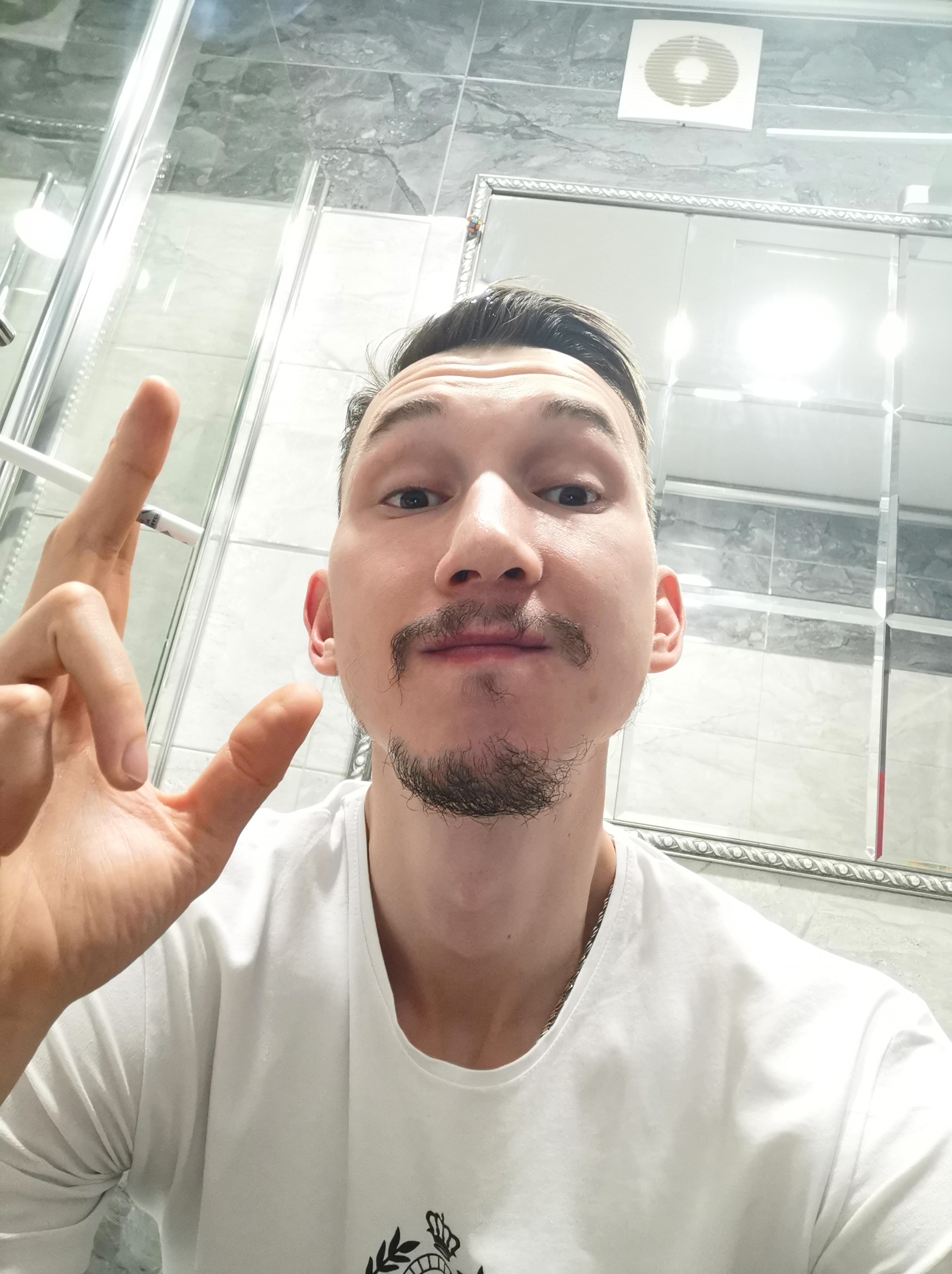 Знакомство. Фото. Нажмите, чтобы увеличить