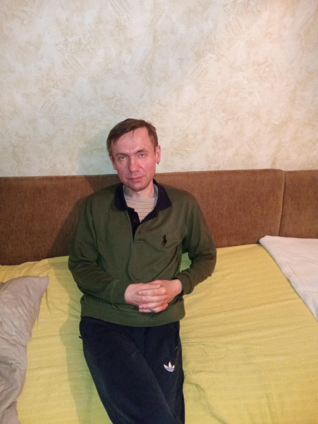 Знакомство. Фото. Нажмите, чтобы увеличить