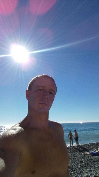 Знакомство. Фото. Нажмите, чтобы увеличить