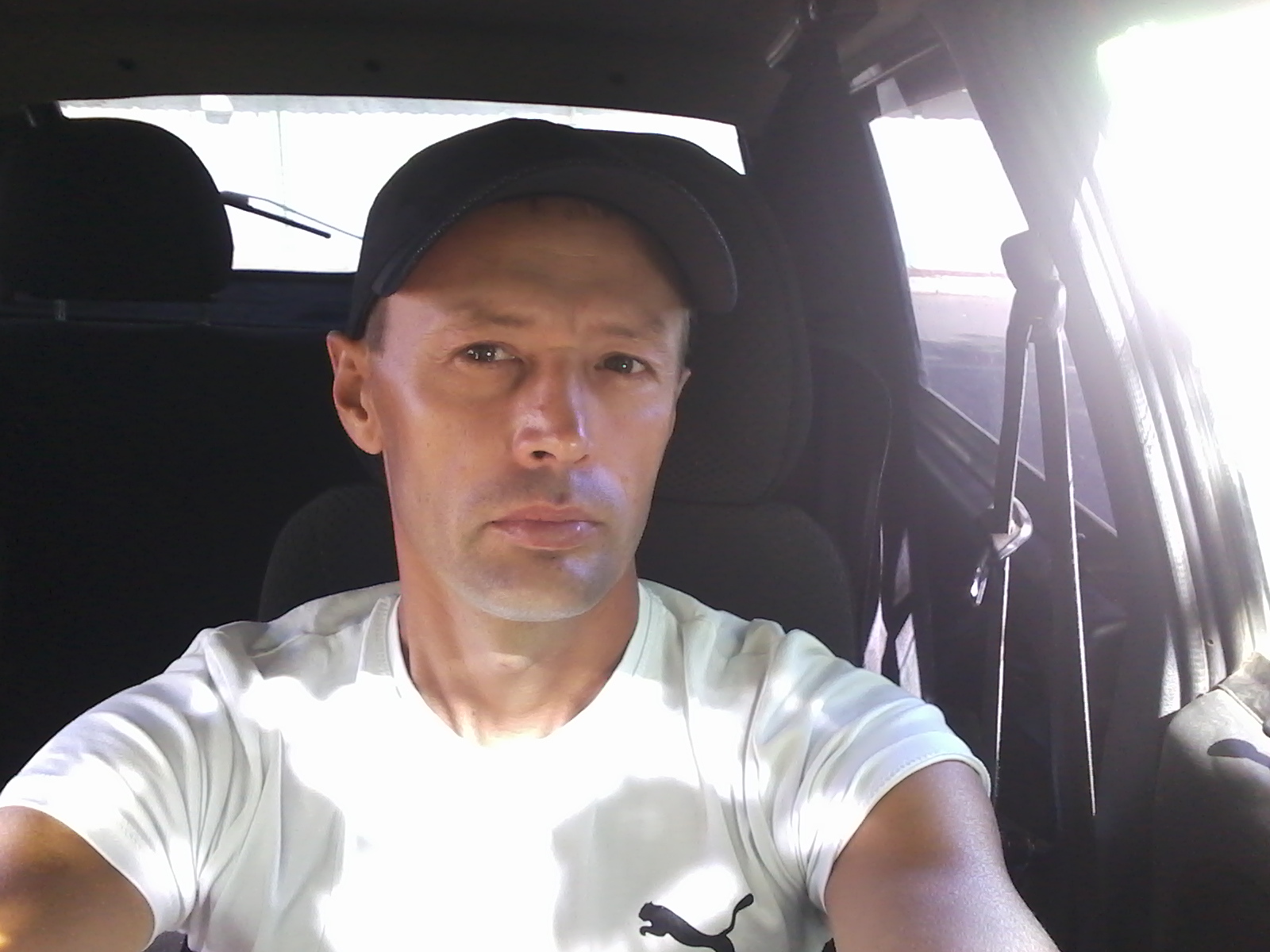 Знакомство. Фото. Нажмите, чтобы увеличить