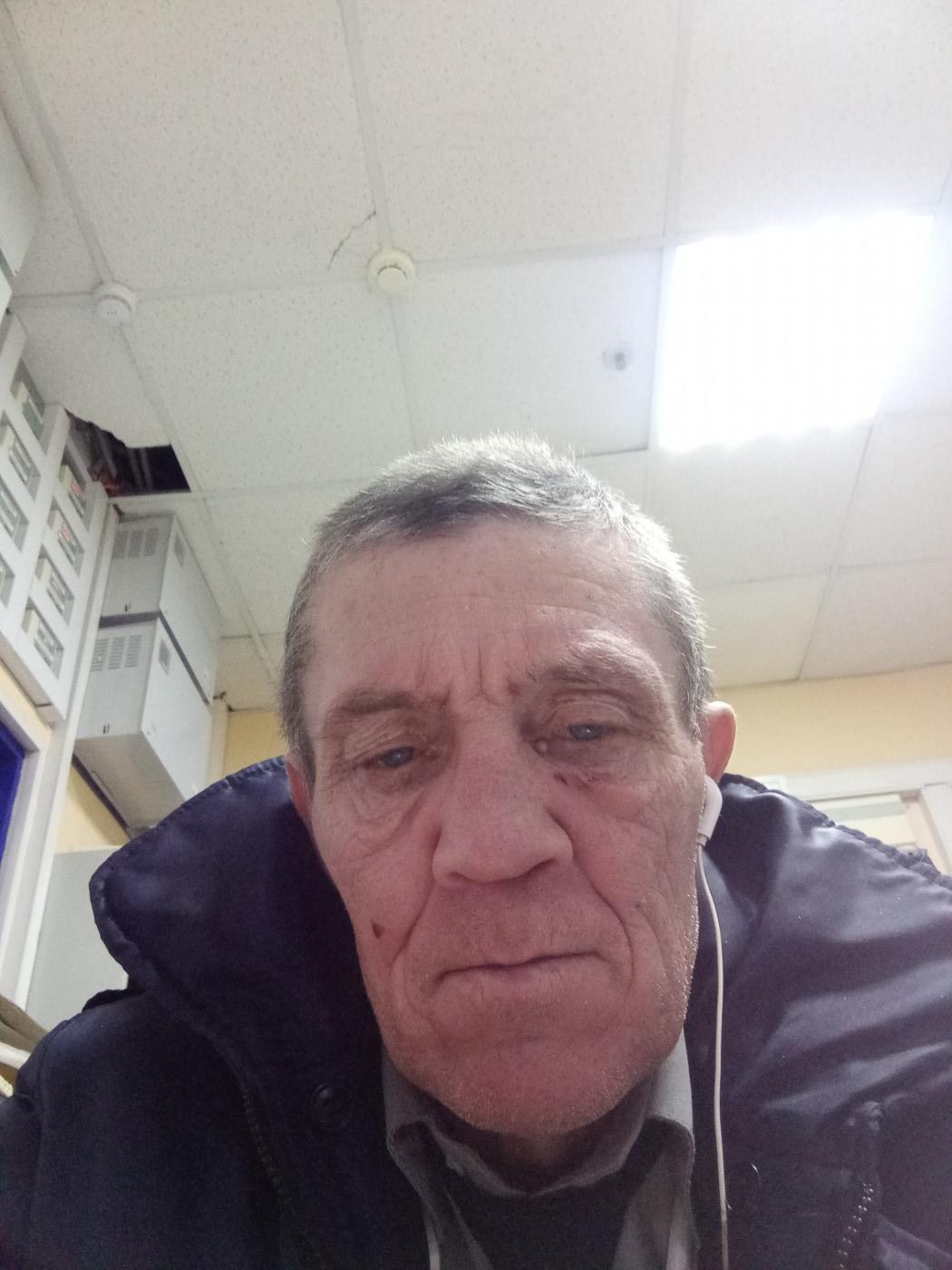 Знакомство. Фото. Нажмите, чтобы увеличить