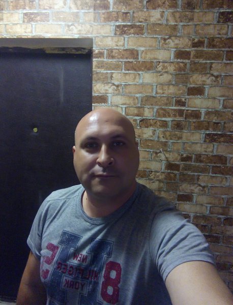 Знакомство. Фото. Нажмите, чтобы увеличить