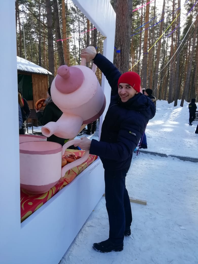 Знакомство. Фото. Нажмите, чтобы увеличить