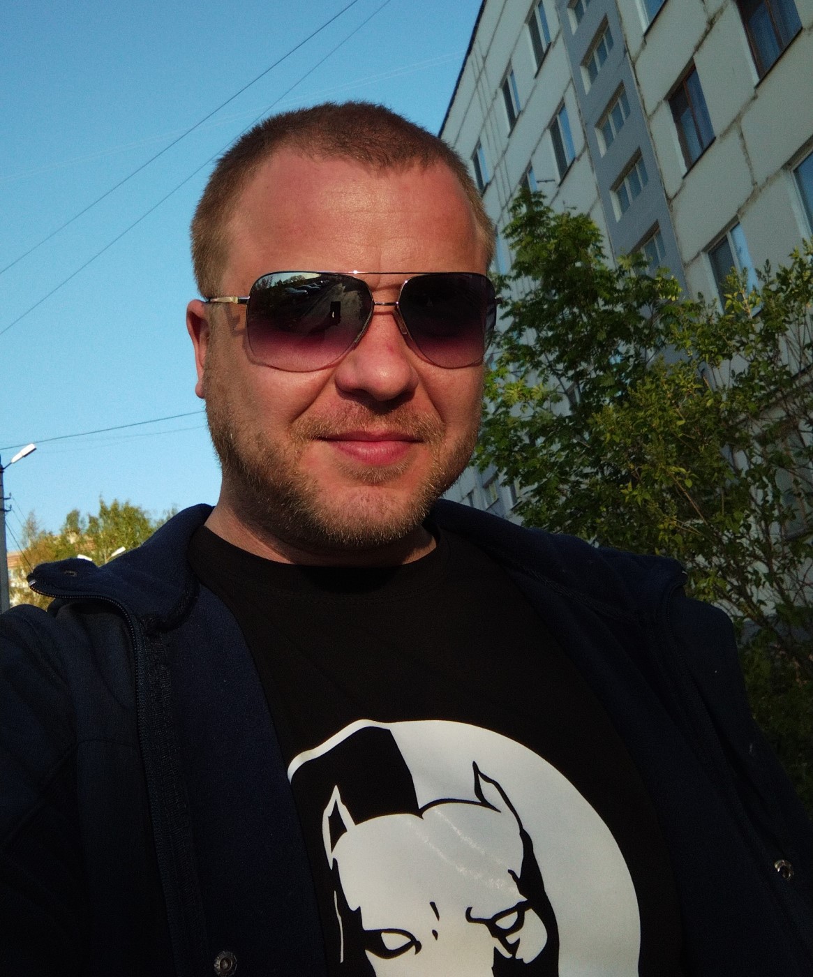 Знакомство. Фото. Нажмите, чтобы увеличить