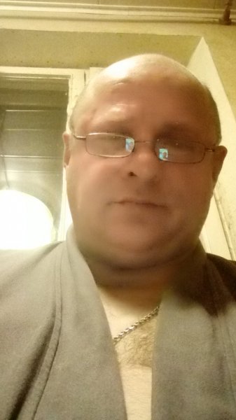 Знакомство. Фото. Нажмите, чтобы увеличить