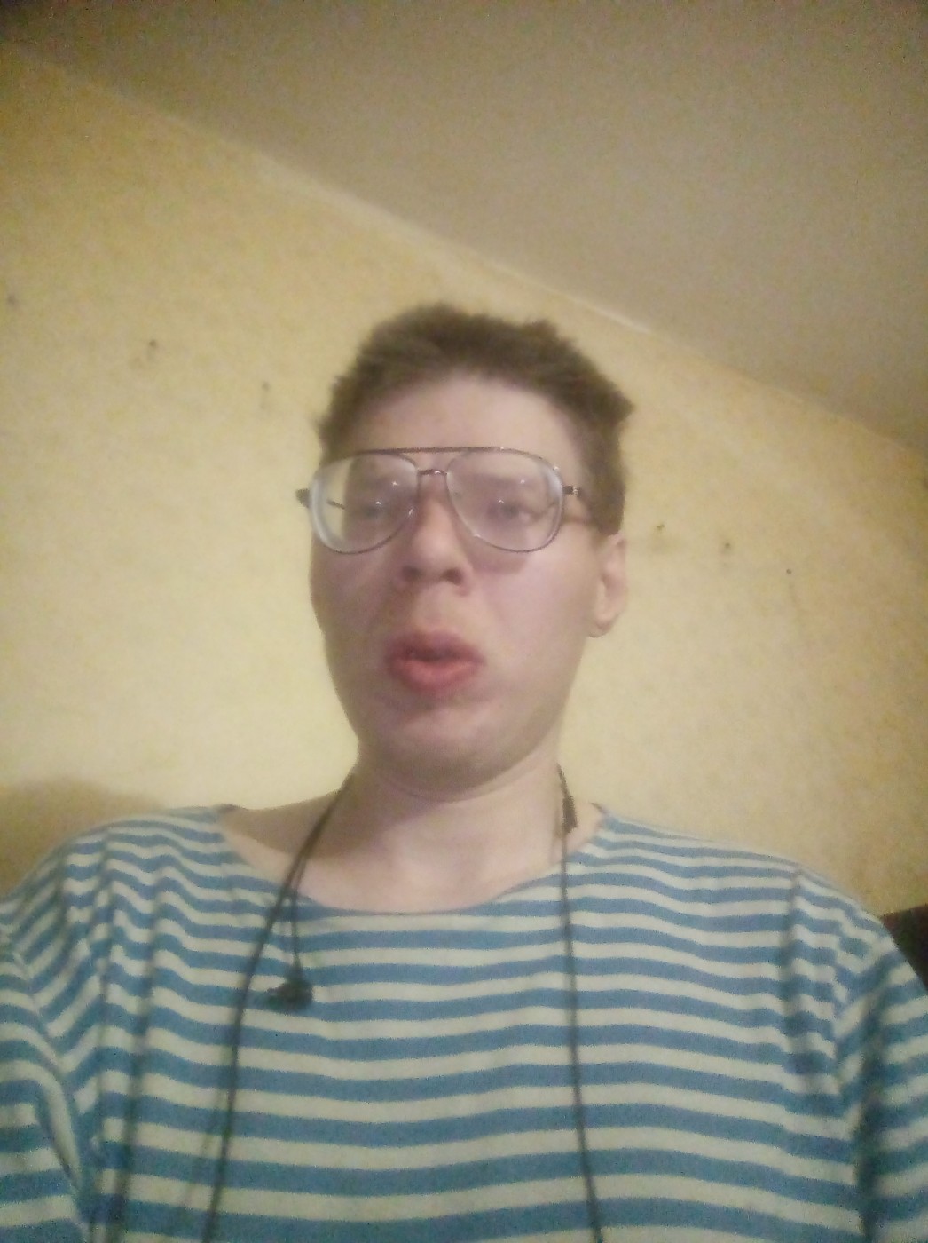 Знакомство. Фото. Нажмите, чтобы увеличить