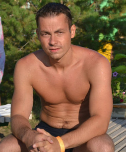 Знакомство. Фото. Нажмите, чтобы увеличить