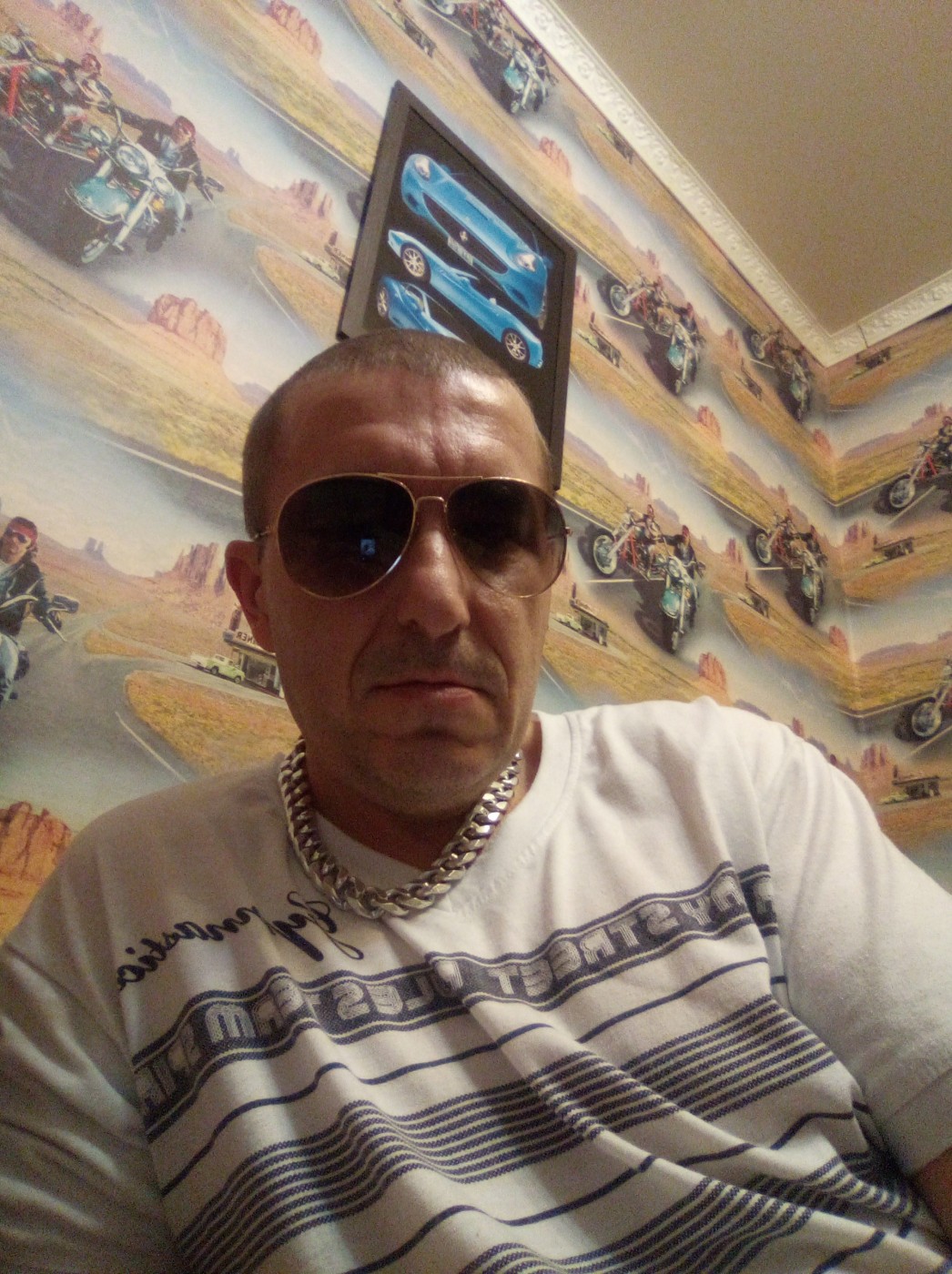 Знакомство. Фото. Нажмите, чтобы увеличить