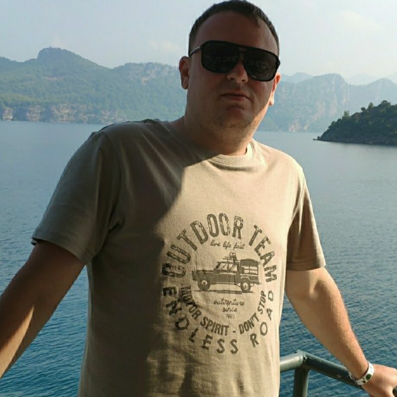 Фото девушка Роман