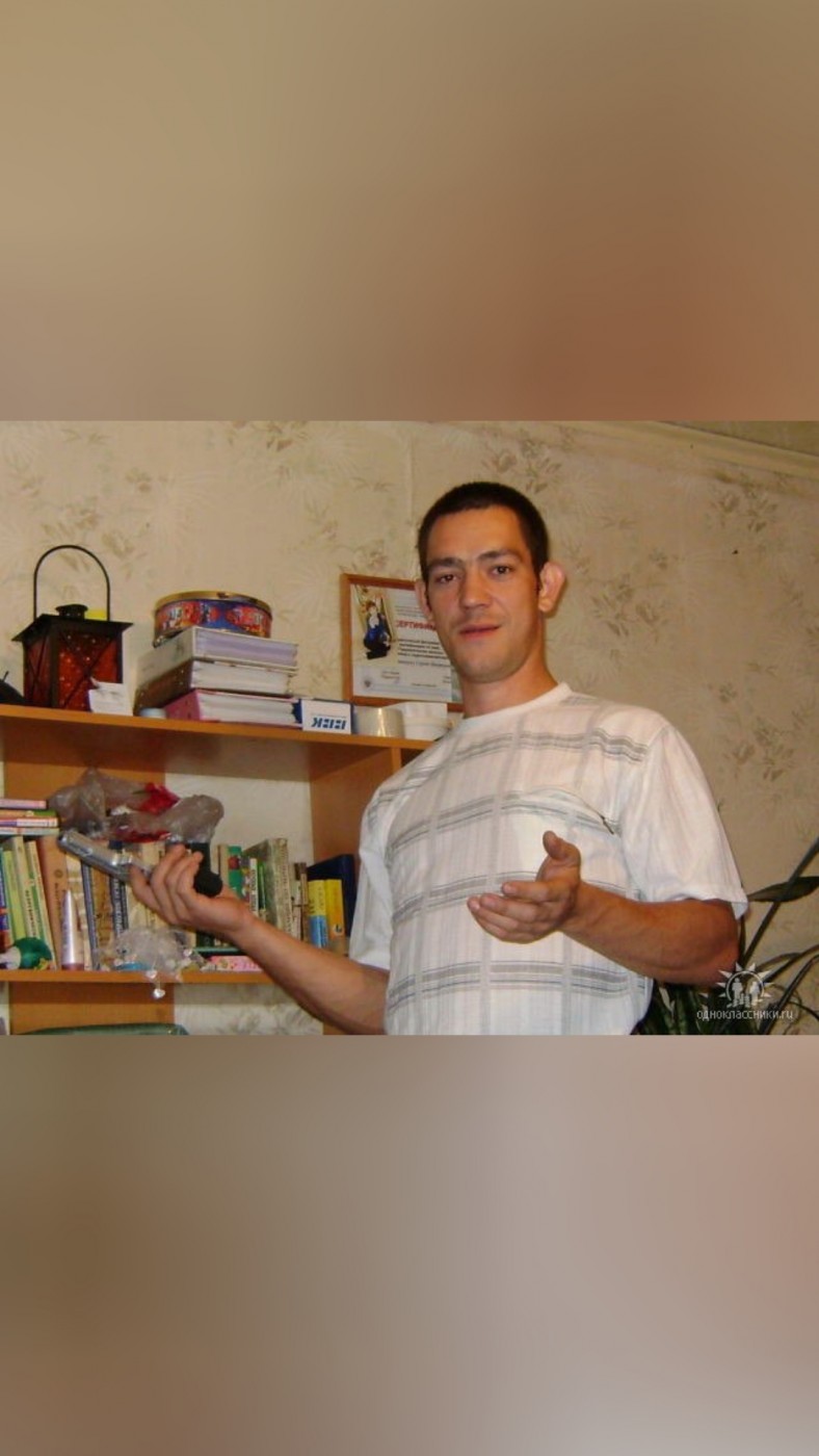 Знакомство. Фото. Нажмите, чтобы увеличить