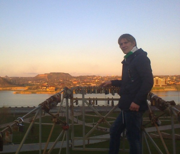 Знакомство. Фото. Нажмите, чтобы увеличить