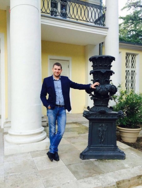 Знакомство. Фото. Нажмите, чтобы увеличить