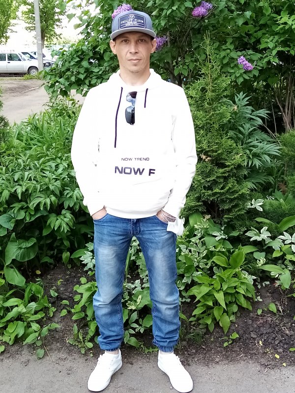 Знакомство. Фото. Нажмите, чтобы увеличить