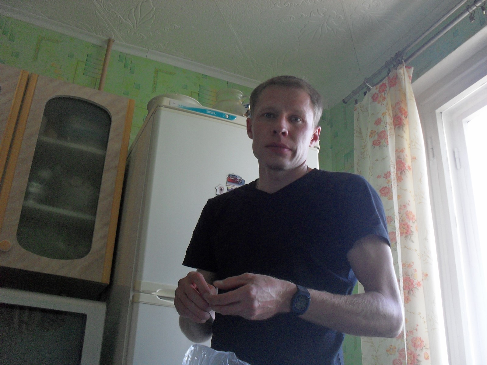 Знакомство. Фото. Нажмите, чтобы увеличить