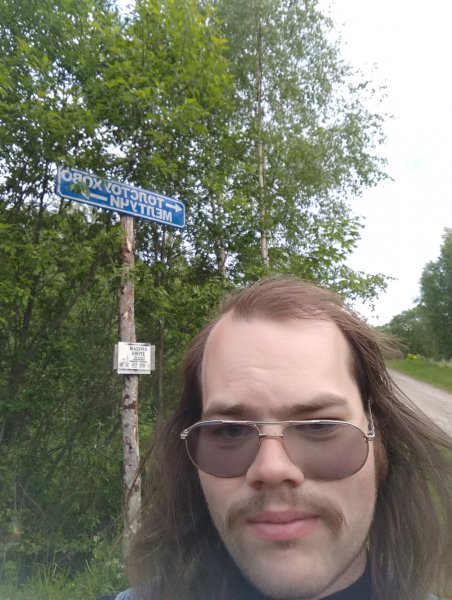 Знакомство. Фото. Нажмите, чтобы увеличить