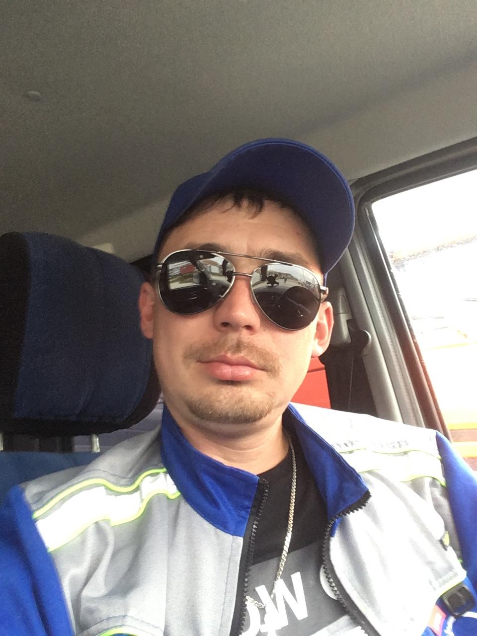 Знакомство. Фото. Нажмите, чтобы увеличить