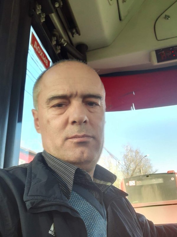 Знакомство. Фото. Нажмите, чтобы увеличить