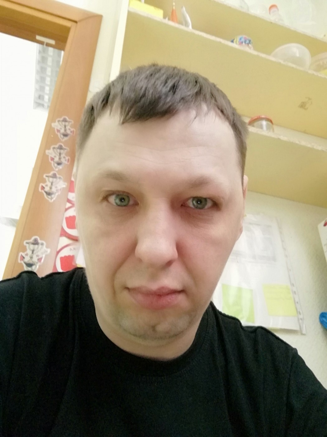 Знакомство. Фото. Нажмите, чтобы увеличить