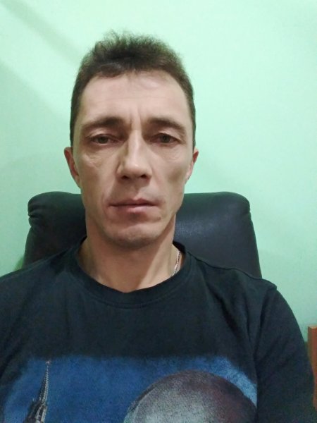 Знакомство. Фото. Нажмите, чтобы увеличить