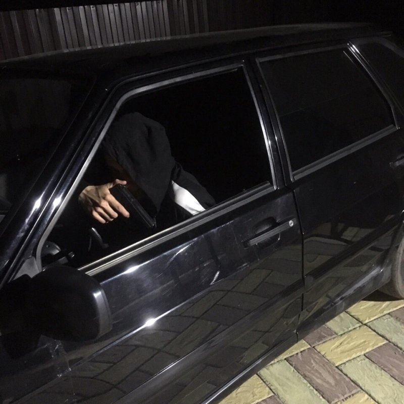 Знакомство. Фото. Нажмите, чтобы увеличить