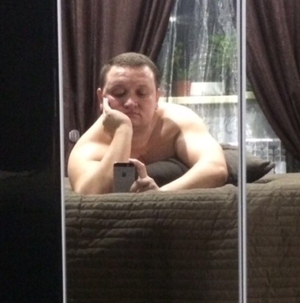 Знакомство. Фото. Нажмите, чтобы увеличить