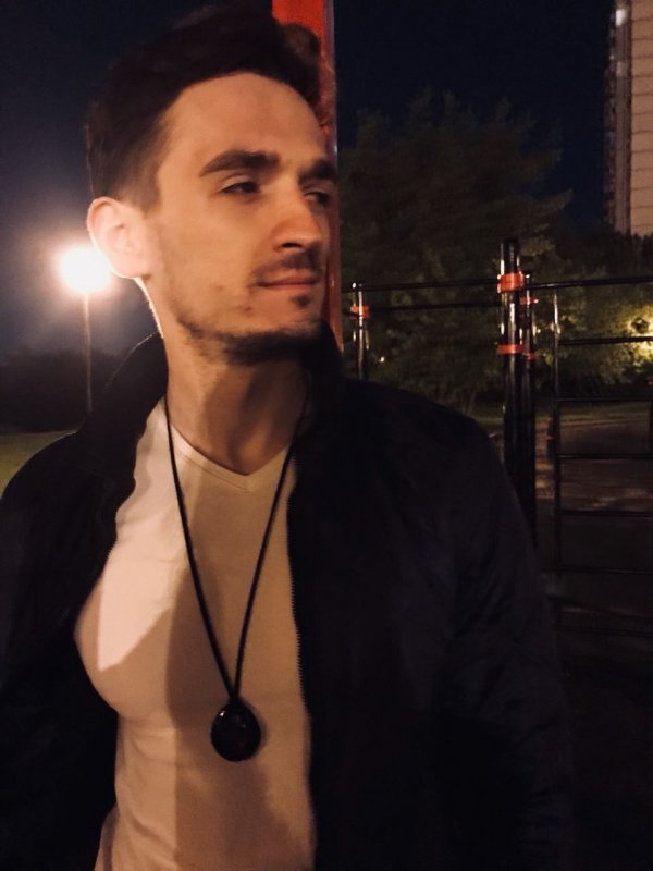 Знакомство. Фото. Нажмите, чтобы увеличить