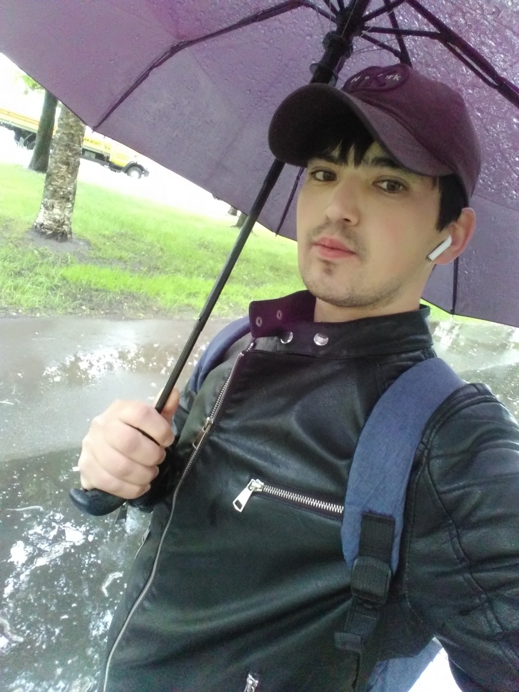 Знакомство. Фото. Нажмите, чтобы увеличить