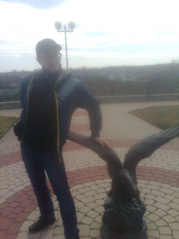 Знакомство. Фото. Нажмите, чтобы увеличить