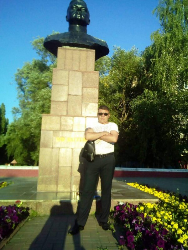 Знакомство. Фото. Нажмите, чтобы увеличить