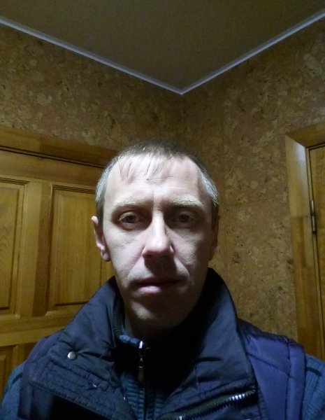 Знакомство. Фото. Нажмите, чтобы увеличить