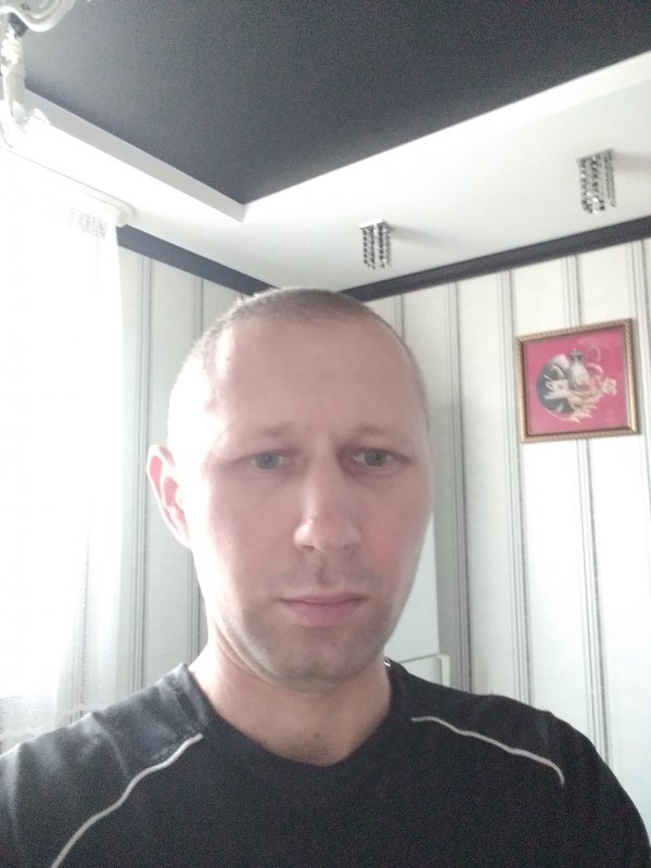 Знакомство. Фото. Нажмите, чтобы увеличить