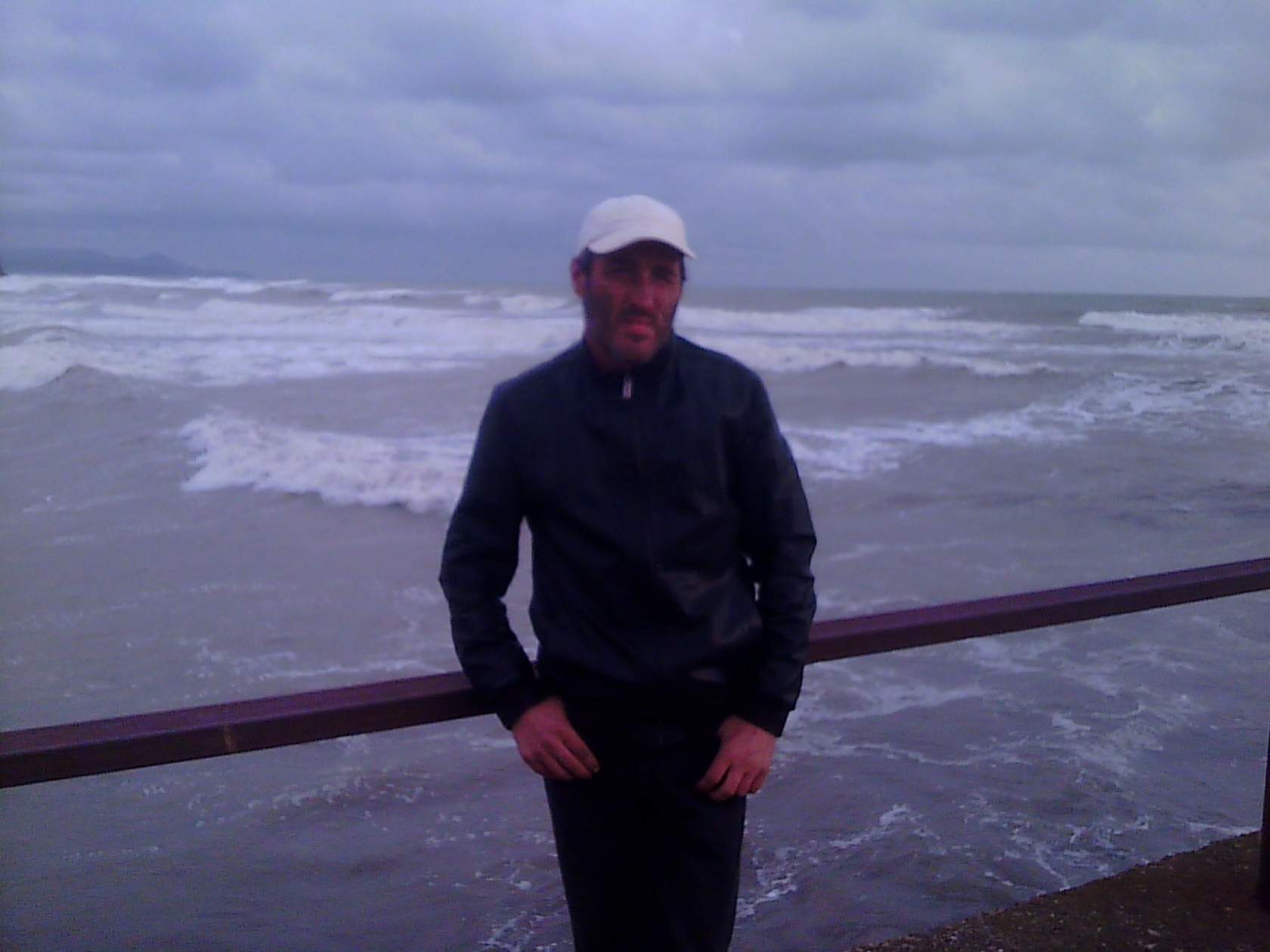 Знакомство. Фото. Нажмите, чтобы увеличить