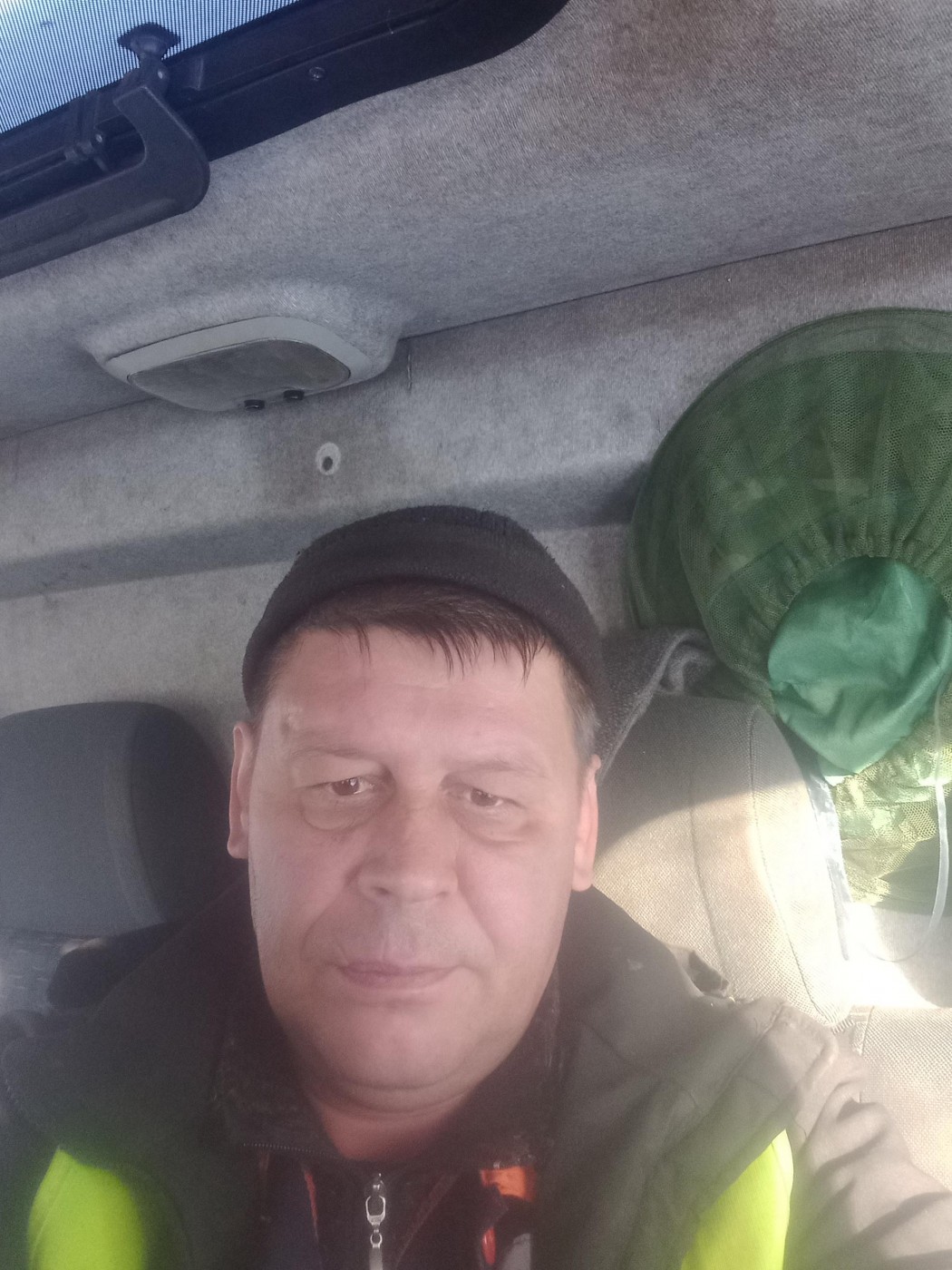 Знакомство. Фото. Нажмите, чтобы увеличить