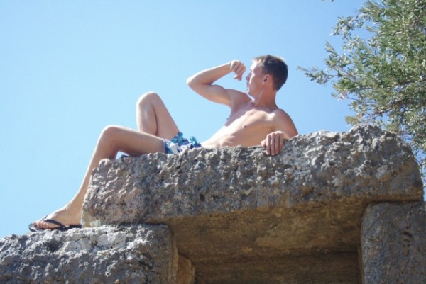 Знакомство. Фото. Нажмите, чтобы увеличить