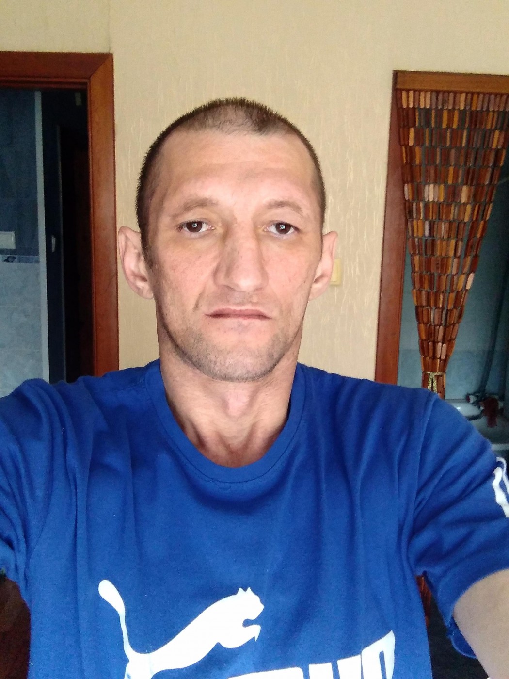 Знакомство. Фото. Нажмите, чтобы увеличить