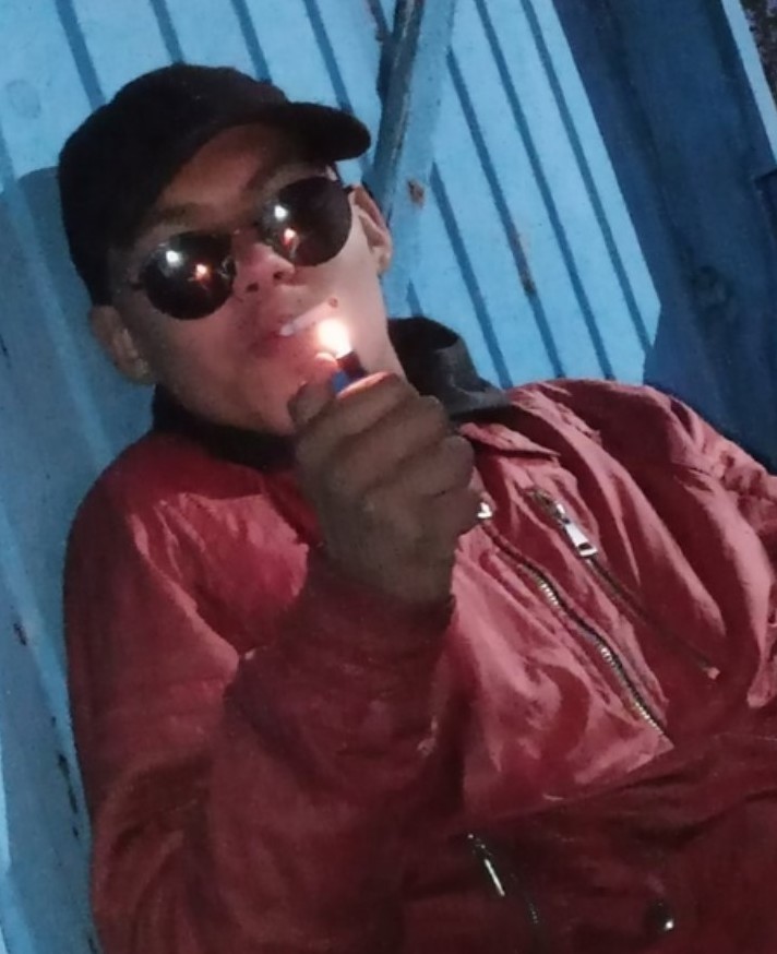 Знакомство. Фото. Нажмите, чтобы увеличить