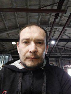 Знакомство. Фото. Нажмите, чтобы увеличить