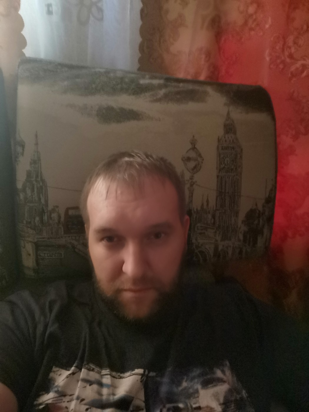 Знакомство. Фото. Нажмите, чтобы увеличить