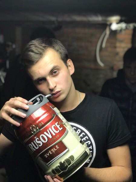 Знакомство. Фото. Нажмите, чтобы увеличить